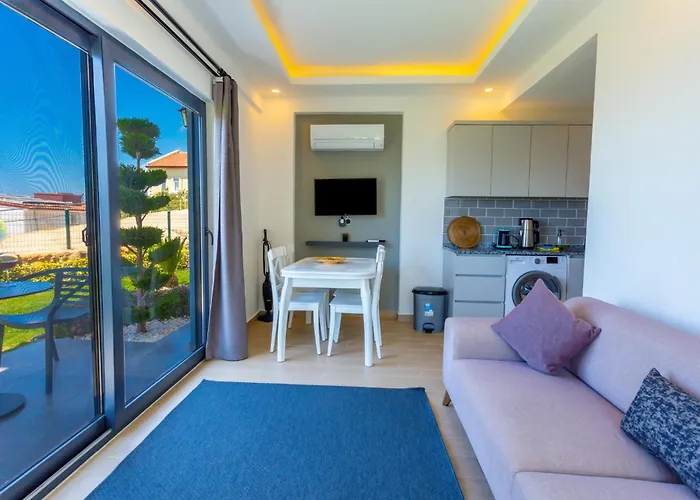 Lobelya Suites