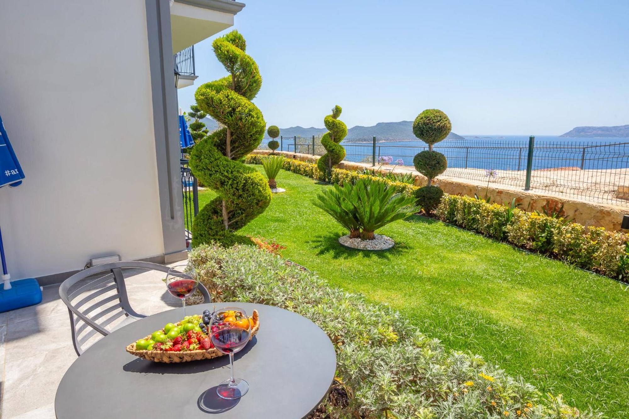 Apart Otel Lobelya 3*
